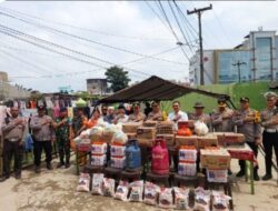 235 Jiwa Korban Banjir Hamdan Terima Bantuan dari Wakapolda Dan Kapolrestabes Medan