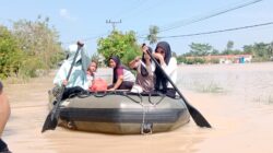 Tanggul Jebol, Banjir Meluas di Sergai: 18.331 Rumah Terendam, BPBD Kerahkan 27 Perahu Evakuasi 2 Tanggul Jebol, Banjir Meluas di Sergai: 18.331 Rumah Terendam, BPBD Kerahkan 27 Perahu Evakuasi