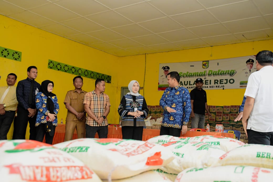 Wabup Sergai Tegaskan Pentingnya Kolaborasi Tangani Banjir, Bank Sumut Salurkan 200 Paket Sembako