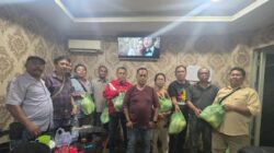 Said Asegaf Beri Bantuan Sembako Ke Wartawan Unit DPRD Medan Terdampak Banjir 5 Said Asegaf Beri Bantuan Sembako Ke Wartawan Unit DPRD Medan Terdampak Banjir