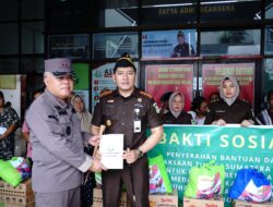 Kunjungi Kajari Labuhan dan Kajari Belawan, Harli Siregar Salurkan Bantuan Paket Sembako