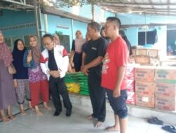 Godfried Effendi Lubis Salurkan Bantuan Sembako di Medan Amplas