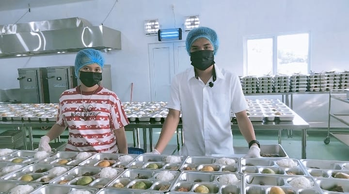 SPPG Bantan Perdana Salurkan MBG untuk 976 Penerima Manfaat di Dolok Masihul