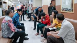 Rico Waas Instruksikan Disdukcapil Harus Jemput Bola Ke Korban Banjir 4 Rico Waas Instruksikan Disdukcapil Harus Jemput Bola Ke Korban Banjir