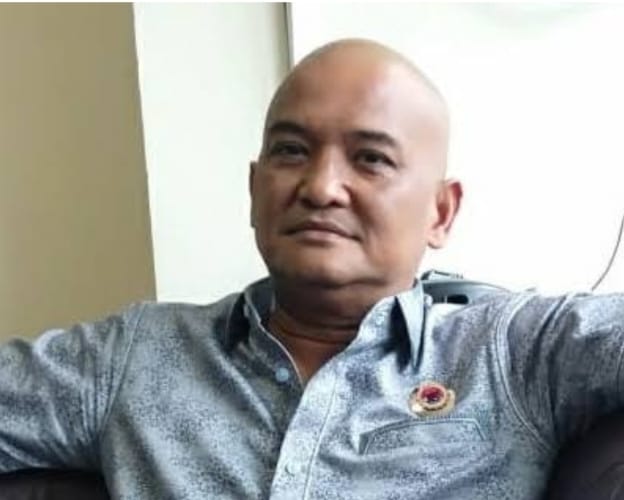 Robi Barus Minta Pemko Medan Segera Bersihkan Sampah Disetiap Lingkungan Paska Banjir