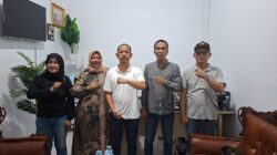 Walau Sudah Surut, Pewarta Tetap Polrestabes Medan Tetap Gelar Program Jumat Barokah 7 Walau Sudah Surut, Pewarta Tetap Polrestabes Medan Tetap Gelar Program Jumat Barokah
