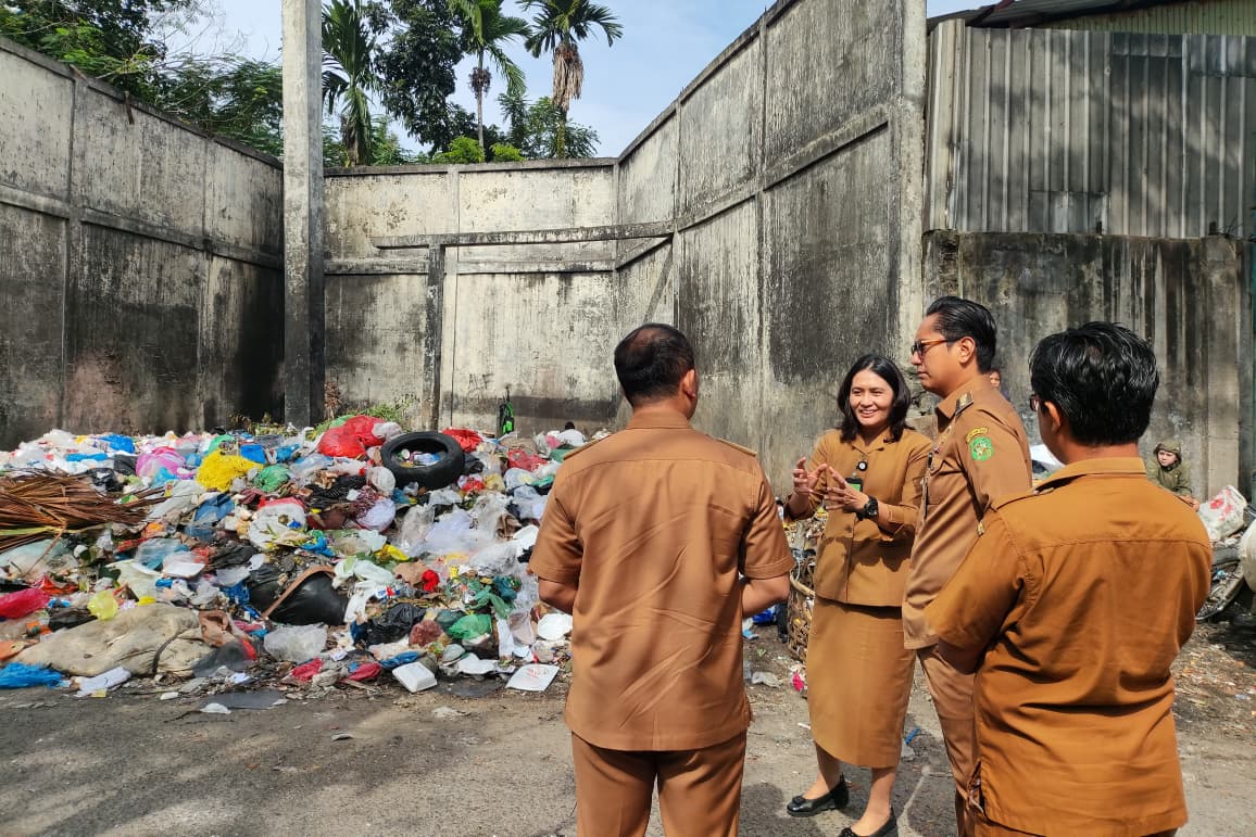 Pantau Penanganan Sampah, Rico Waas Minta Jajarannya Saling Koordinasi Agar Cepat Teratasi