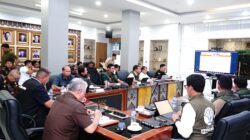 PKH Gelar Rapat Koordinasi Hasil Investigasi Pasca Bencana Di Aceh, Sumut dan Sumbar 6 PKH Gelar Rapat Koordinasi Hasil Investigasi Pasca Bencana Di Aceh, Sumut dan Sumbar