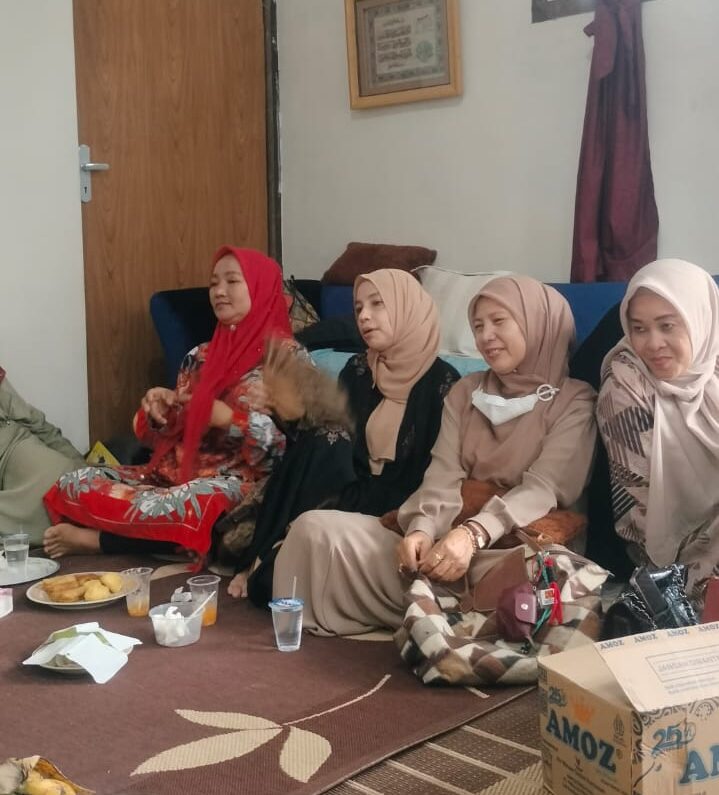 IKAL SMP Neg 11 Angkatan 87 Medan Gelar Pengajian Dengan Tema Bersyukur Dibalik Musibah