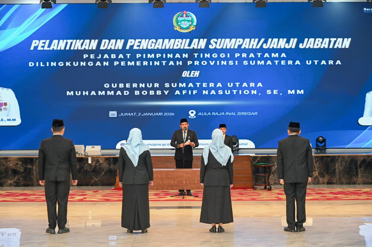 Lantik Empat Pejabat Eselon II, Bobby Nasution Minta Kerja Cepat dan Tepat