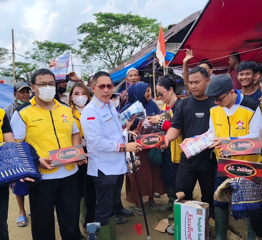 Ribuan Paket Bantuan Permabuddhi Sumut Mengalir Untuk Korban Banjir Aceh Tamiang