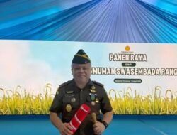 Presiden RI Beri Tanda Kehormatan Satya Lencana Wira Karya Pada Dr.Harli Siregar