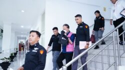 Kajatisu Kembali Tetapkan Satu Tersangka Dugaan Kasus Korupsi Penjualan Aluminium 5 Kajatisu Kembali Tetapkan Satu Tersangka Dugaan Kasus Korupsi Penjualan Aluminium