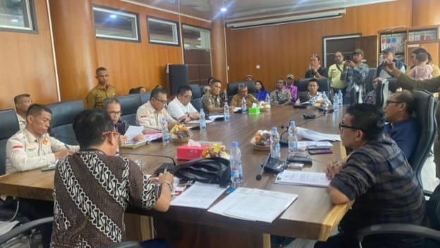 Edwin Sugesti Nasution Marah Saat RDP Komisi IV DPRD Medan