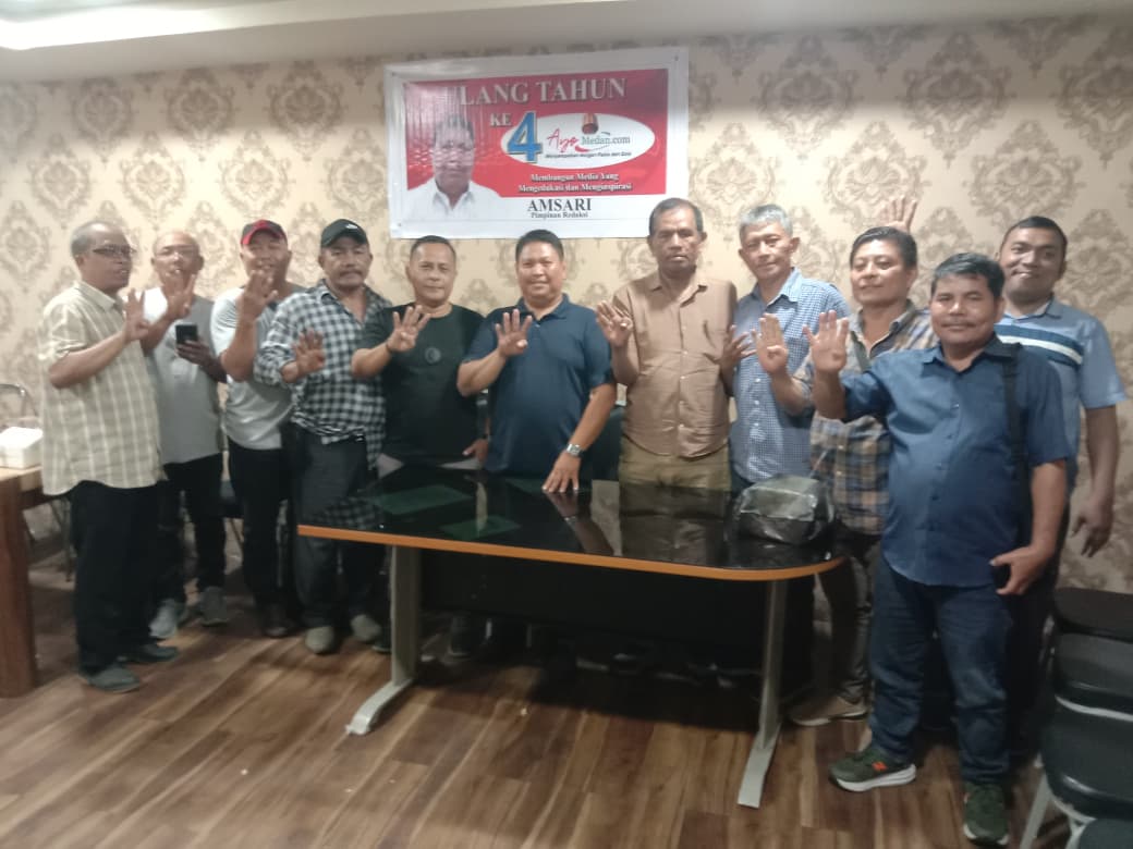 Amsari Buat Pressroon Bawah DPRD Medan Pecah Lewat HUT Ke 4 AyoMedan.com