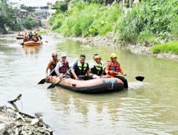 HUT Gerindra Ke 18, Bobby Nasution Ikut Bersihkan Sungai Deli