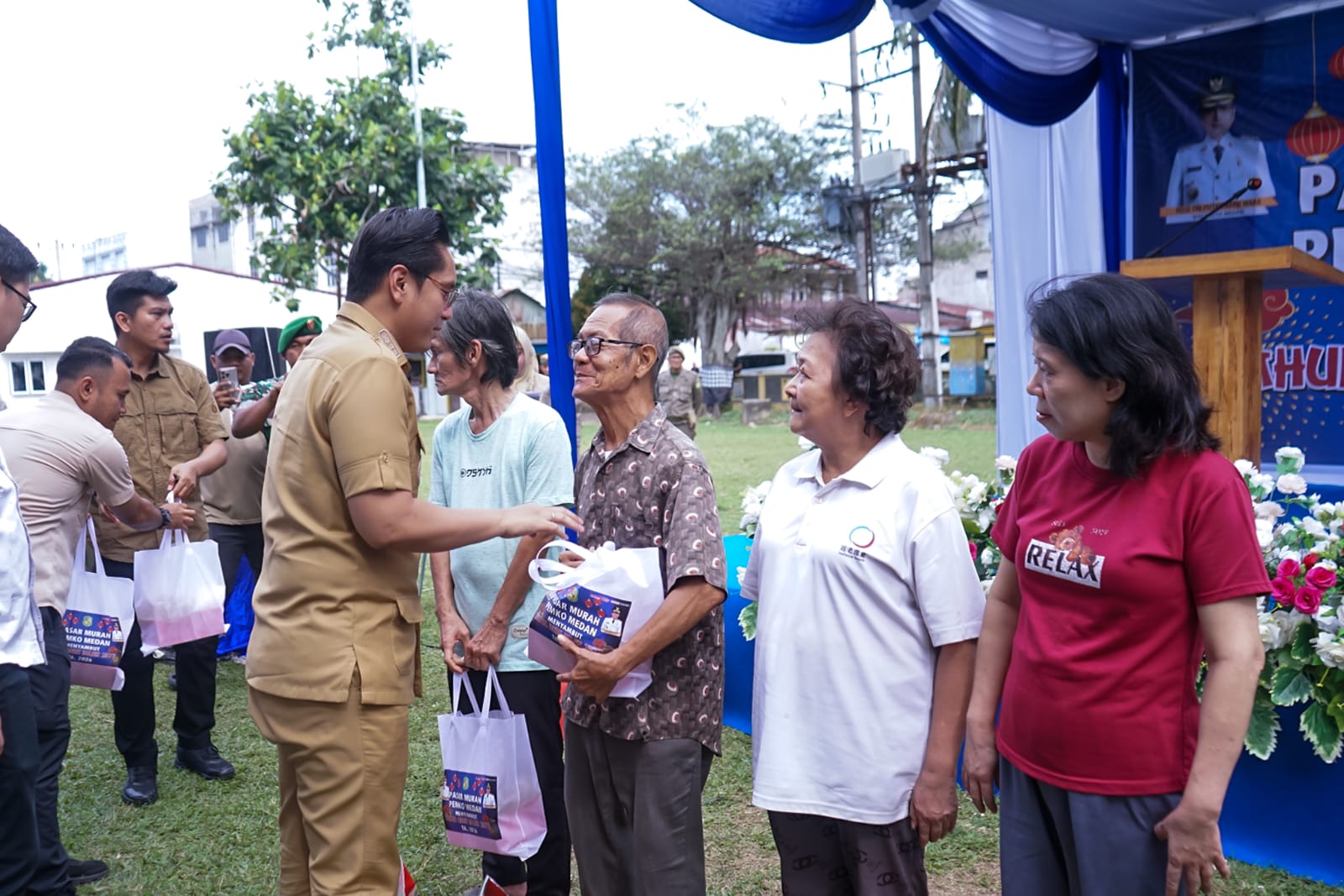 Buka Pasar Murah Imlek, Rico Waas Sebut Medan Simbol Keberagaman Indonesia