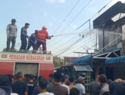 Melihat dari Kejadian, Camat Dorong Pengadaan Armada Damkar di Tanjung Beringin