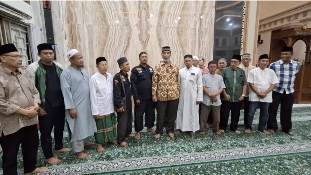 Umat Islam Warning Rico Waas Segera Menutup Penjualan Daging Babi Ditempat Umum