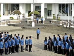 Ketua Pewarta Polrestabes Medan Jenguk Istri Wartawan Sumut24 Dirawat Di ICU