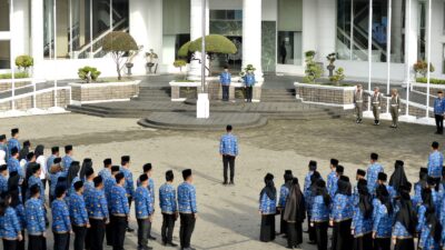 Ketua Pewarta Polrestabes Medan Jenguk Istri Wartawan Sumut24 Dirawat Di ICU