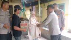 Atensi AKBP Jhon Sitepu, SIK, MH, Kapolsek Perbaungan Salurkan Bansos Ramadan untuk Korban Kebakaran di Sergai 2 Atensi AKBP Jhon Sitepu, SIK, MH, Kapolsek Perbaungan Salurkan Bansos Ramadan untuk Korban Kebakaran di Sergai