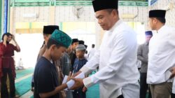 Bupati dan Wabup Sergai Salat Tasbih dan Santuni Anak Yatim di Dolok Masihul 2 Bupati dan Wabup Sergai Salat Tasbih dan Santuni Anak Yatim di Dolok Masihul