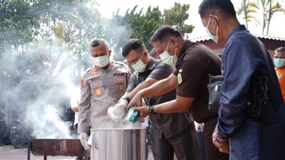 Polres Asahan Musnahkan Ratusan Gram Ganja, Ketamin dan Ekstasi
