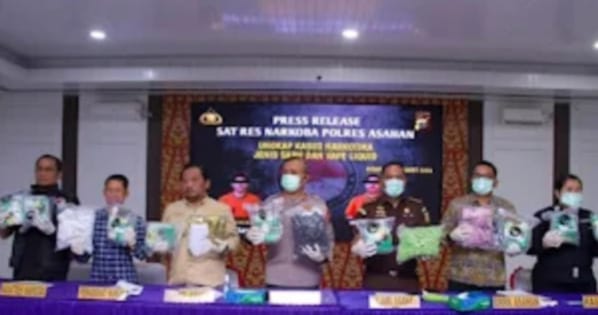 Polres Asahan Menyita 10 Kg Dan 891 Vape Liquid Untuk Barang Bukti di Persidangan