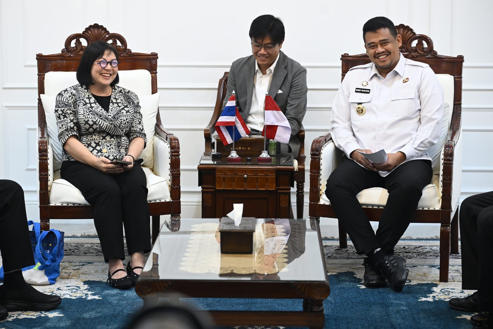 Bobby Nasution Bahas Kerja Sama Perfilman dan Pendidikan Dengan Diplomat Thailand