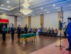 Lantik Empat Pejabat Tinggi Pratama, Rico Waas Tekankan Jabatan Harus Diemban Dengan Ikhlas