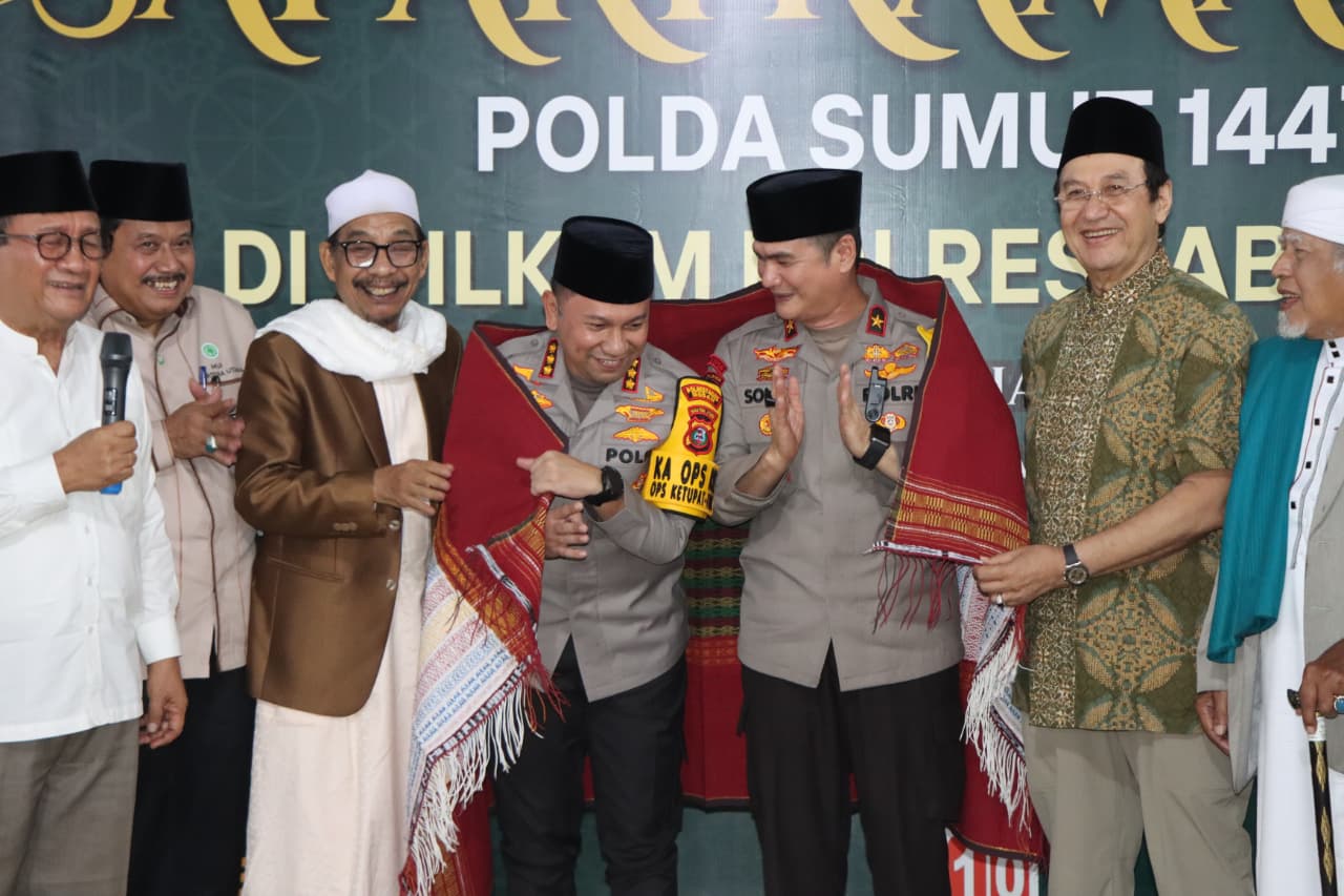 Safari Ramadhan Di Pesantren Al Kautsar, Wakapolda Dan Kapolrestabes Medan Pererat Silaturahmi dengan Ulama
