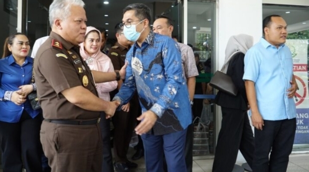 Harli Siregar Apresiasi Demokrat Sumut Audiensi dengan Kajatisu