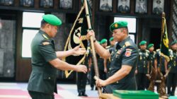 Mayjen TNI Doddy Triwinarto Diamanahkan Negara Jabat Pangdam XV/Pattimura, Kasad Tekankan Kepemimpinan Solutif 3 Mayjen TNI Doddy Triwinarto Diamanahkan Negara Jabat Pangdam XV/Pattimura, Kasad Tekankan Kepemimpinan Solutif