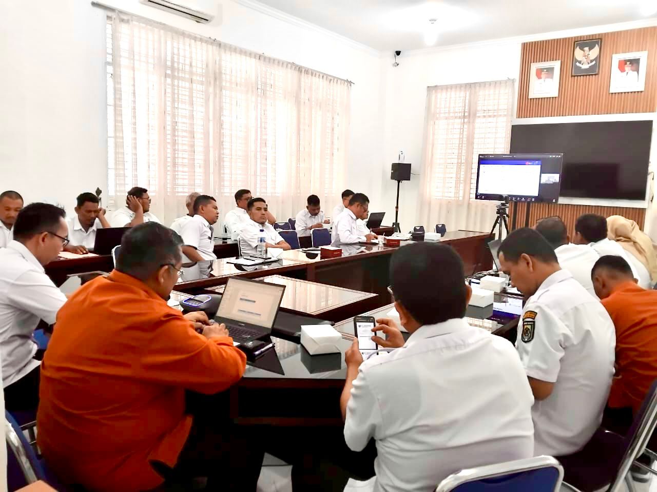 Serdang Bedagai Evaluasi IDSD 2025, Siapkan Strategi Peningkatan Indeks Daya Saing Daerah 2 Serdang Bedagai Evaluasi IDSD 2025, Siapkan Strategi Peningkatan Indeks Daya Saing Daerah