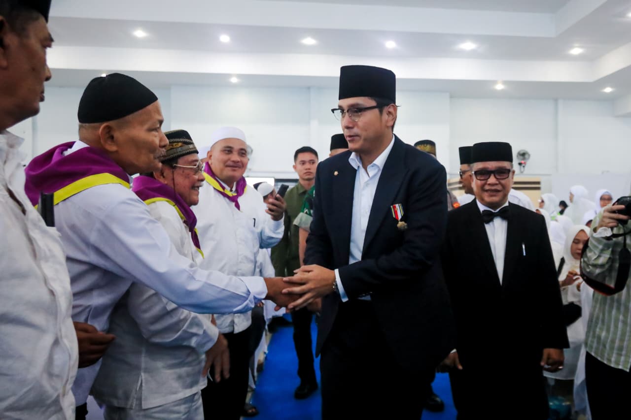 Ditepung Tawar Calon Jemaah Haji Medan, Rico Waas Sampaikan Pesan Menyentuh