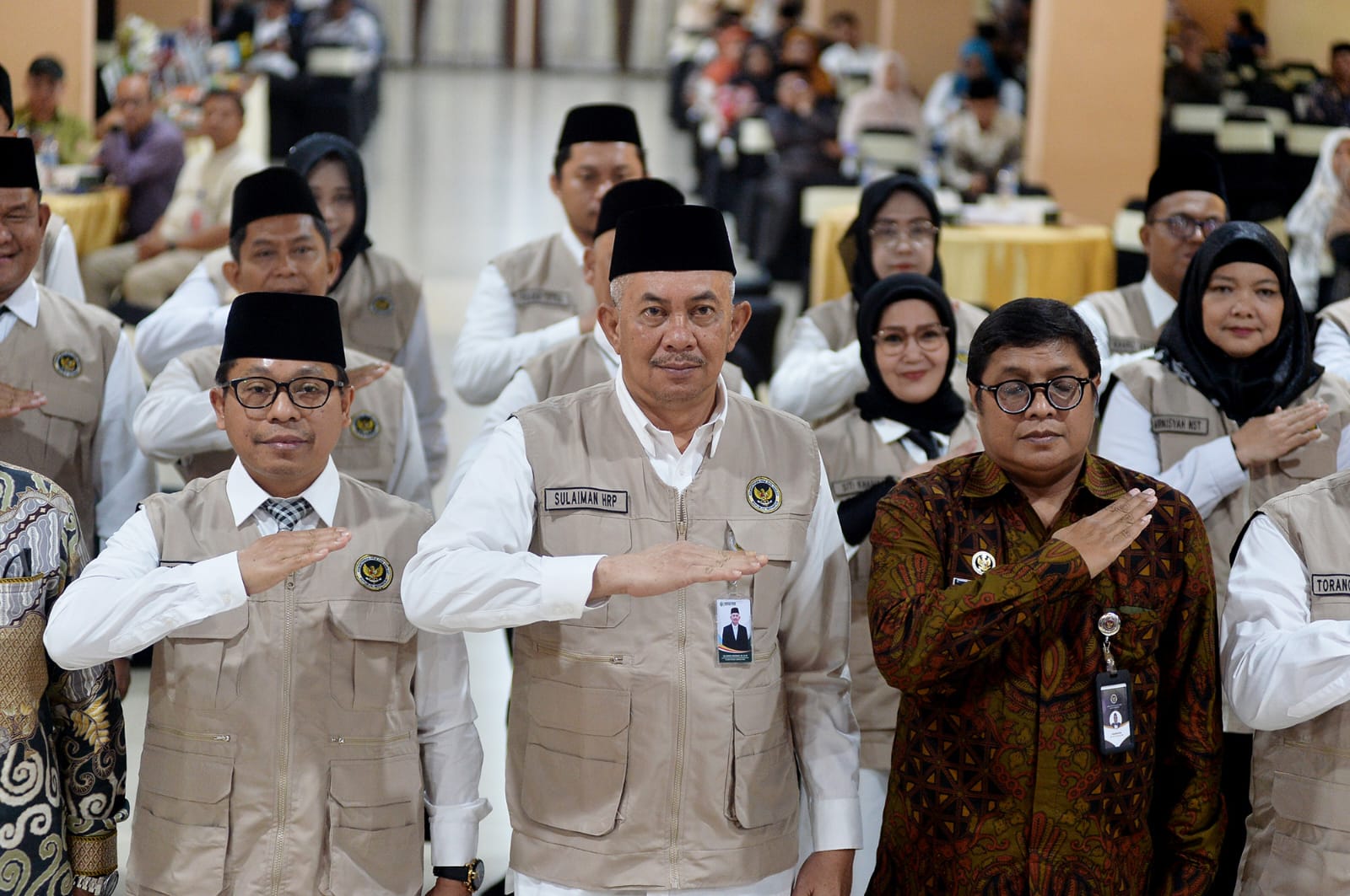 Menteri Haji Dan Umrah Lantik Pj Sekdaprovsu Jadi Koordinator PPIH Embarkasi Medan