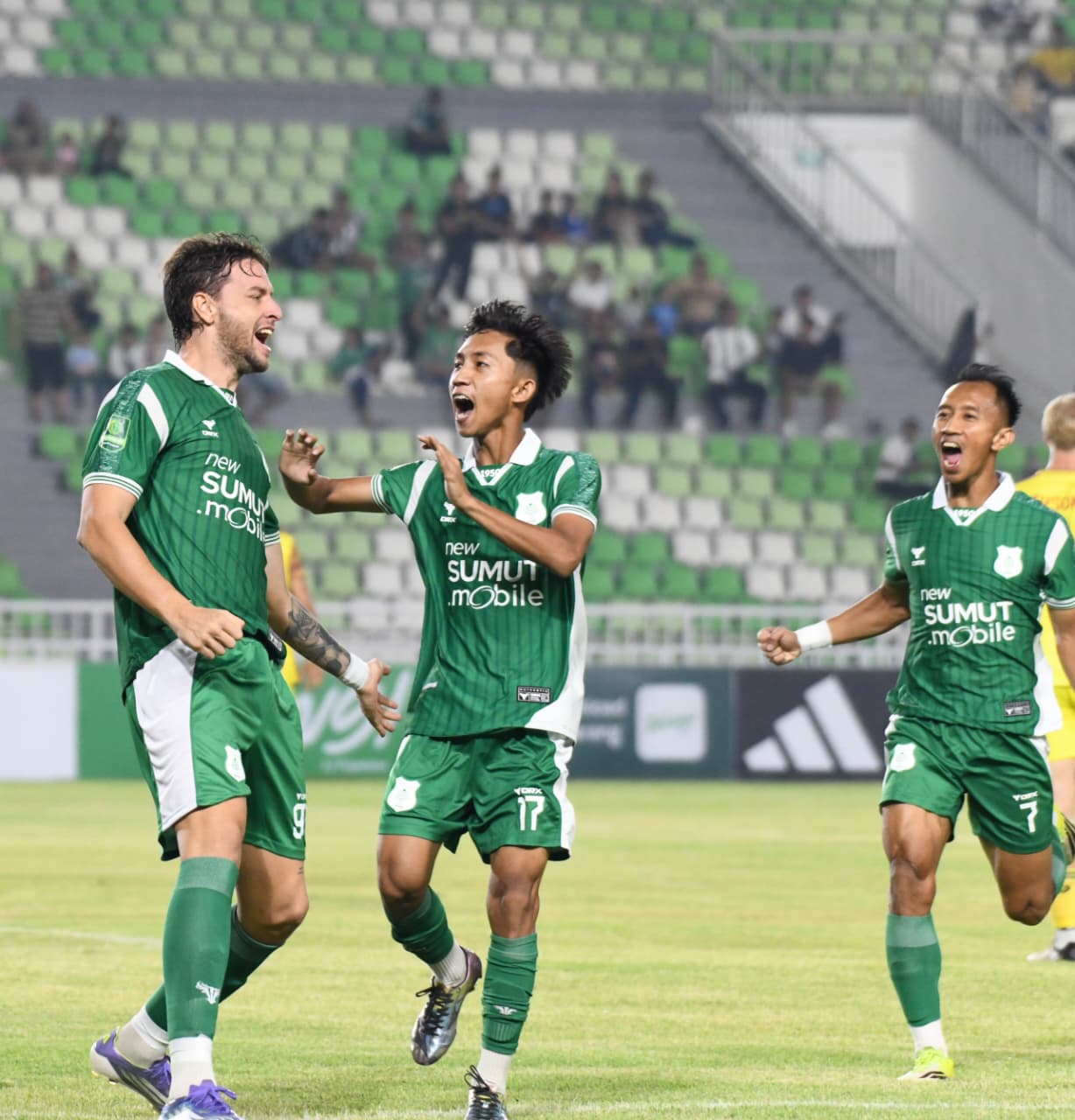 Dua Kartu Merah, Selamatkan PSMS Walau Dua Laga Lagi Berat