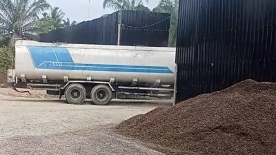 Gudang Penampungan Crude Palm Oil dan Cangkang kelapa Sawit diduga Ilegal Bebas Beroperasi di Air teluk kiri ,Polisi Harus Bertindak Tegas