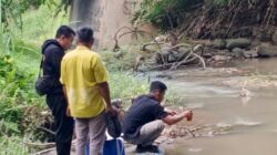 Dinas LH Sergai Ambil Sampel Air Aliaran Sungai Bahilang, Warga Menduga Limbah Berasal PTPN III Gunung Para