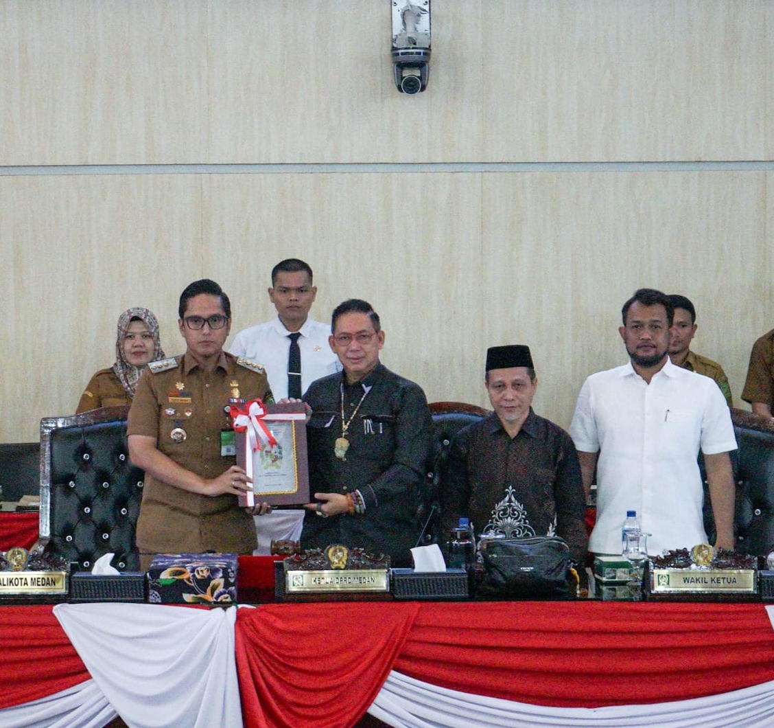Wali Kota Medan Terima Rekomendasi DPRD Atas LKPJ TA 2025