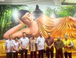 Wong Chun Sen Hadiri Tri Suci Waisak 2570 TB/2026