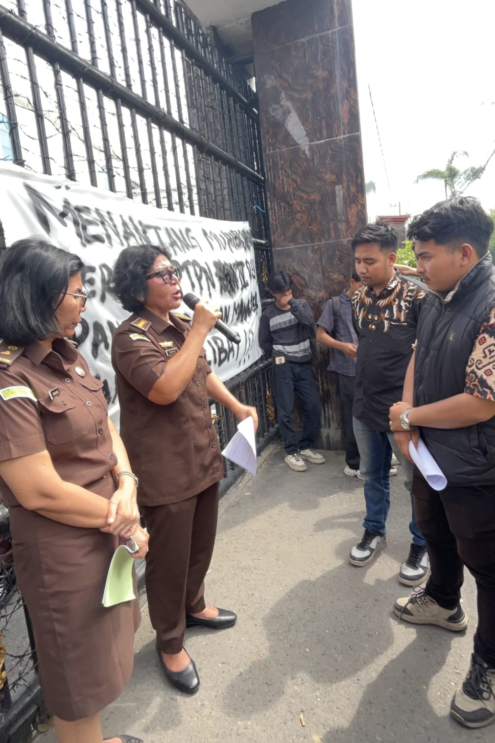 APMPEMUS Kembali Gelar Aksi Jilid IV, Desak Evaluasi Pimpinan PTPN IV Regional I