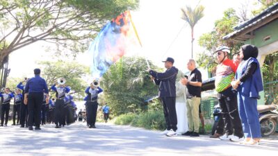 Bupati Sergai Lepas Pawai Drumband Festival Bumi Serampang Dua Belas