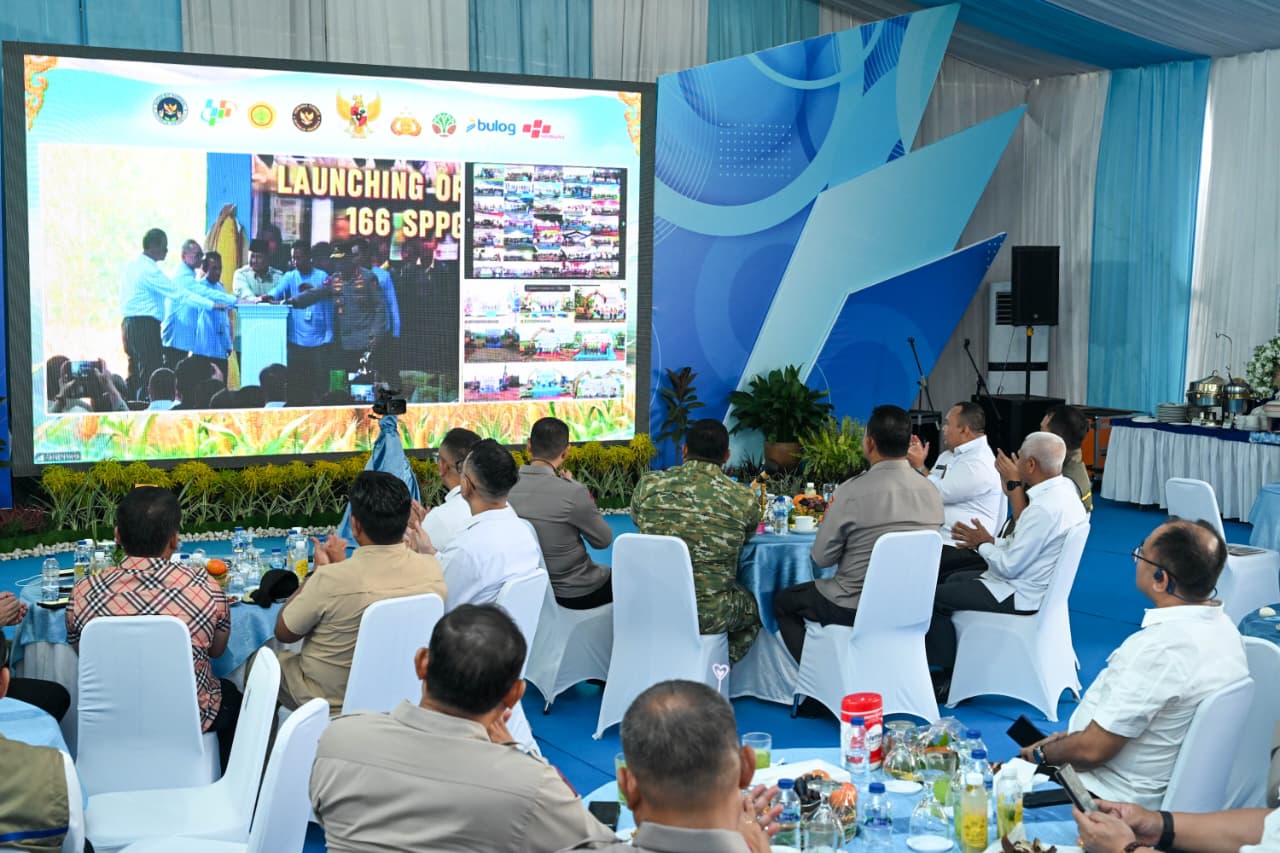 Wagubsu Di Panen Raya Jagung Serentak, Prabowo Tekankan Pentingnya Swasembada Pangan
