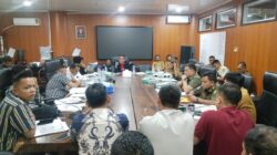 Memanas! Warga Contempo Tolak Bongkar Fasum Saat RDP Di Komisi 4 DPRD Medan 2 Memanas! Warga Contempo Tolak Bongkar Fasum Saat RDP Di Komisi 4 DPRD Medan