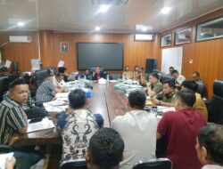 Memanas! Warga Contempo Tolak Bongkar Fasum Saat RDP Di Komisi 4 DPRD Medan