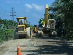 Puluhan Tahun Rusak, Jalan Strategis Di Labuhanbatu Akhirnya Diperbaiki Dan Diperlebar