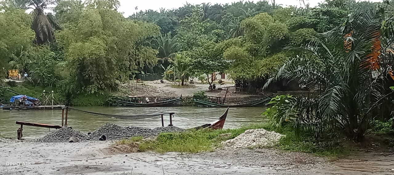 Wilayah ini Surganya Tambang Kerikil dan Pasir Diduga ilegal di Bandar Pulau, APH Tutup Mata ?