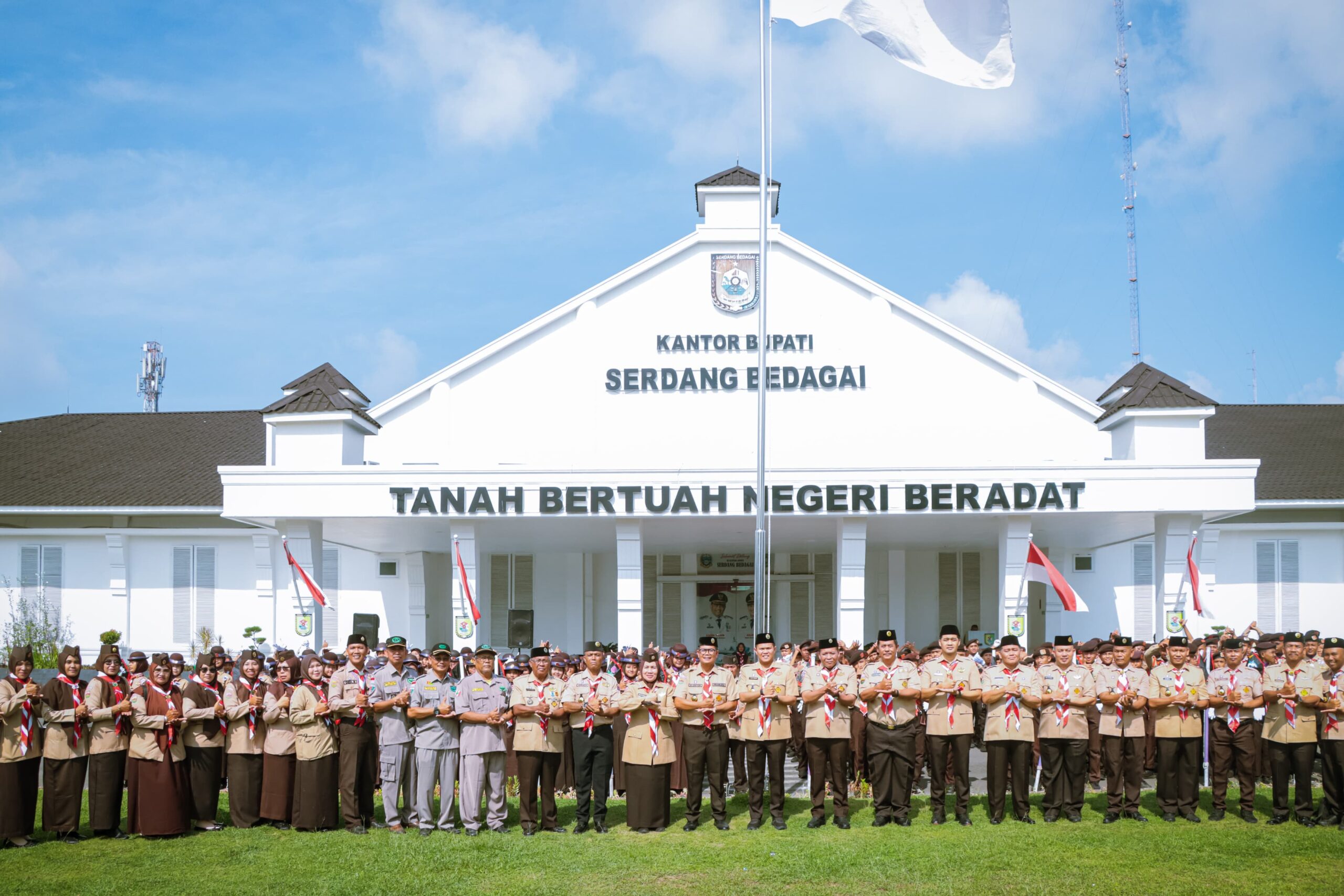 Wabup Sergai Lepas Kontingen Jamda Sumut XI, Tekankan Nilai SAKTI dan Karakter Pramuka